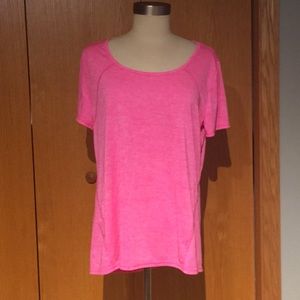 L Exertek workout shirt! Like new!